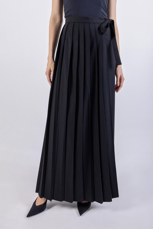 Pleated Solid Maxi Skirt