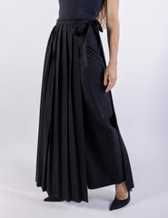 Pleated Solid Maxi Skirt