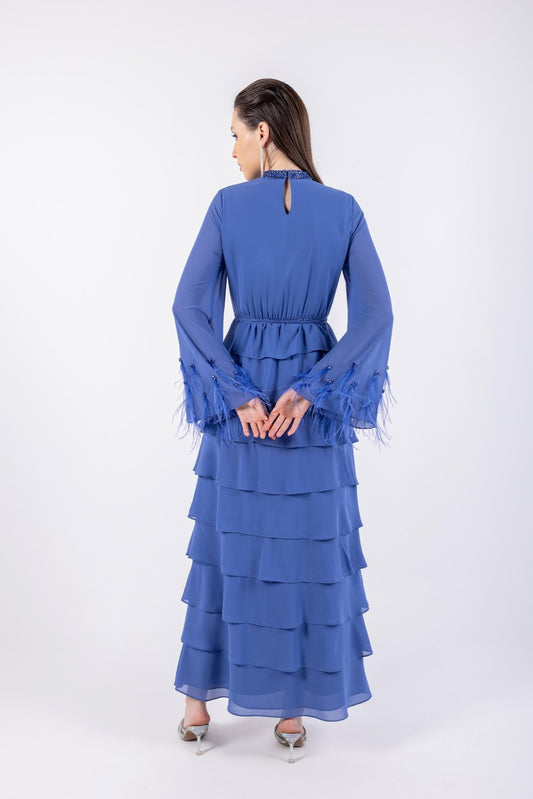 Ruffle & Feather Detail Solid Maxi Dress\ف يسكام ةداس ليصافتب ةشكشك ش