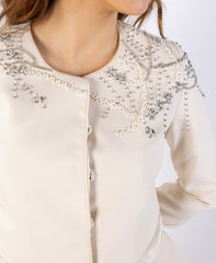 Embellished Shoulder Cropped Jacket\اج ريصق ليصافتب ةفرخزم ىلع ن