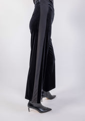 Solid Velvet Slim Fit Trousers\رس ميلس لمخم ة