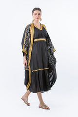 2341081-Traditional Dress