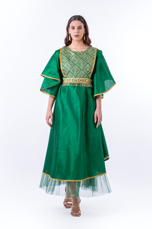 2341146-Traditional Dress