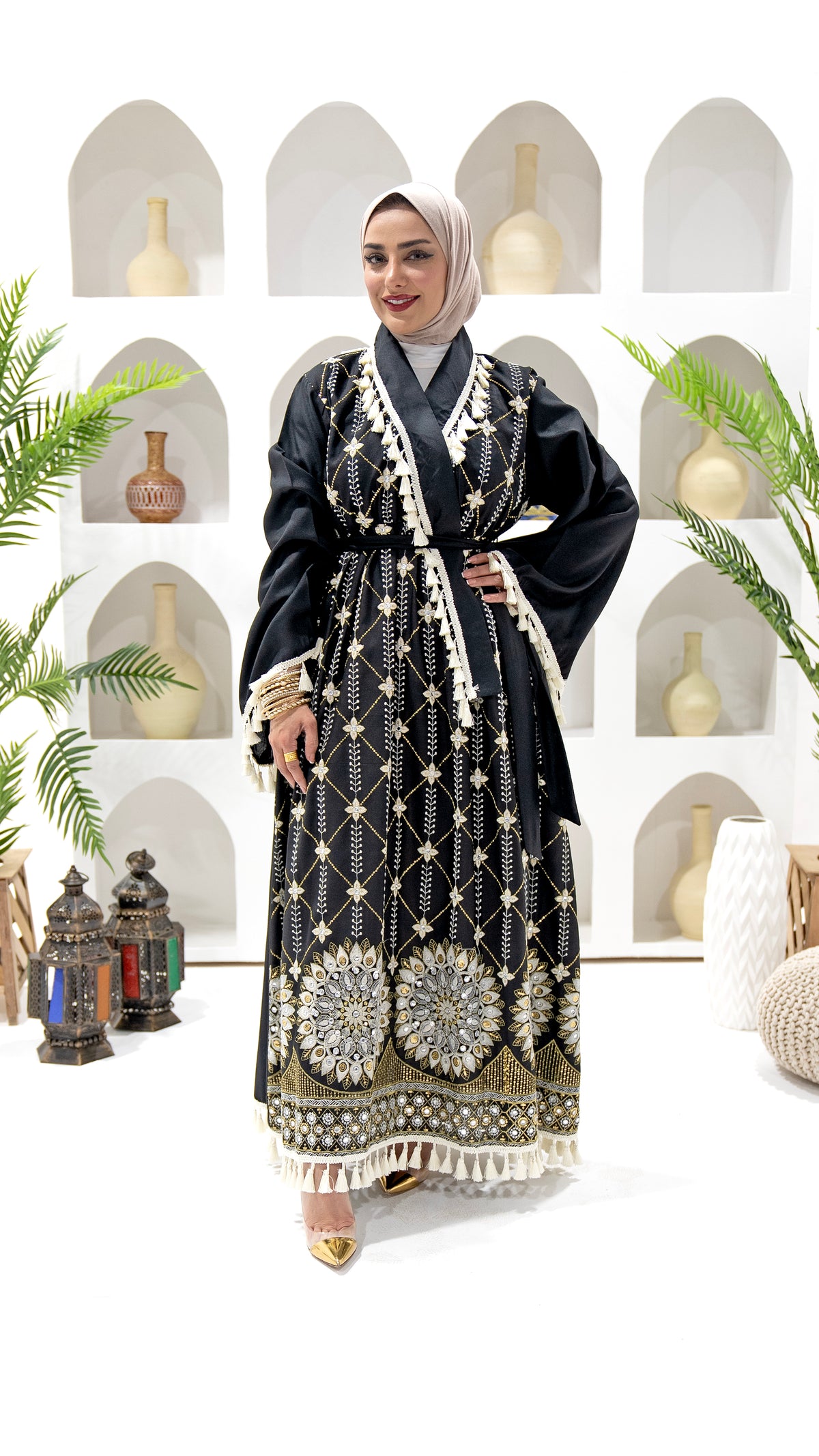 2441008-Traditional Dress