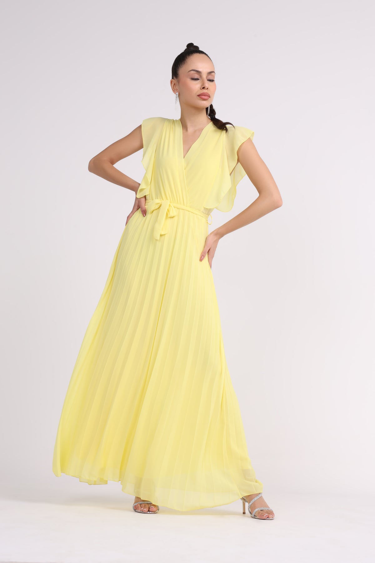 2454002-Ruffled Sleeved Pleated Maxi Solid Dress