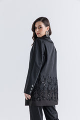 Embellished Luxe Blazer – A Statement of Elegance