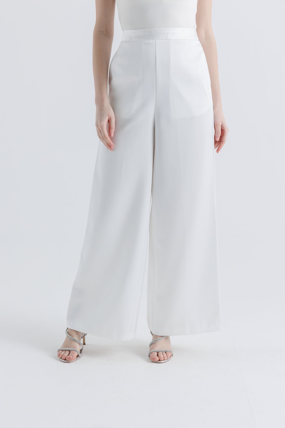 Elegant High-Waist Wide-Leg Pants – Timeless & Sophisticated