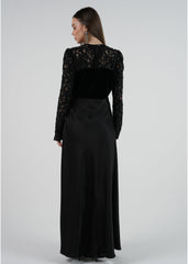 Lace Shoulders & Sleeves Detail Maxi Dress\فستان ماكسي بتفاصيل أكتاف وأكمام من الدانتيل