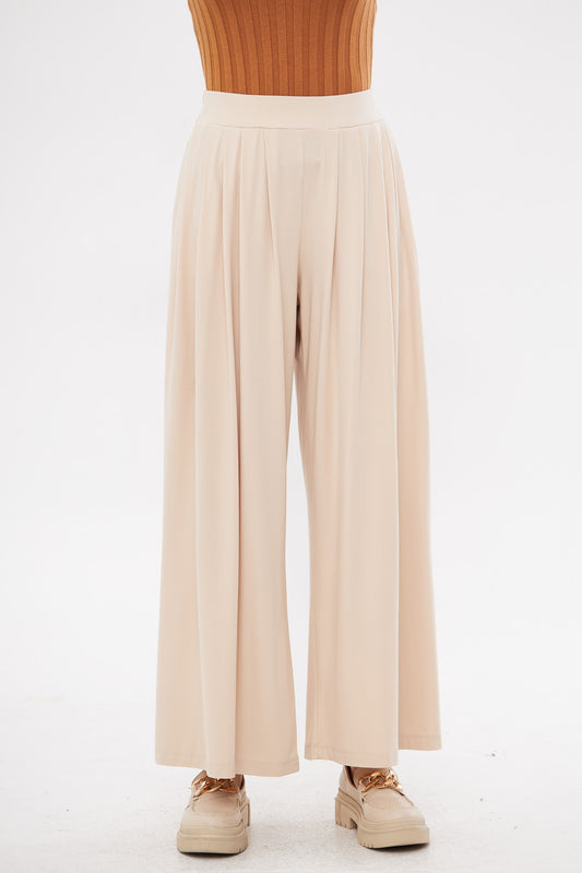 Wide-Leg Relaxed Fit Pleated  Trousers