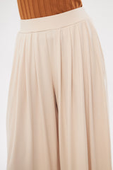 Wide-Leg Relaxed Fit Pleated  Trousers