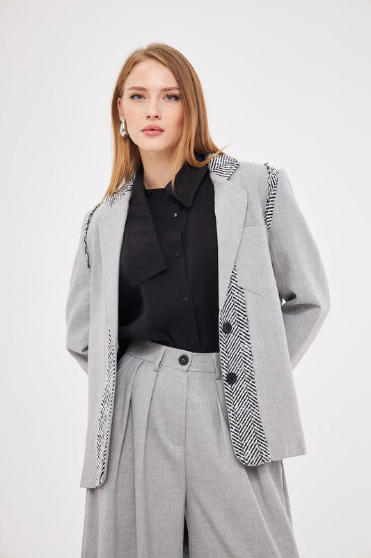 Embroidered Notched  Collar Blazer