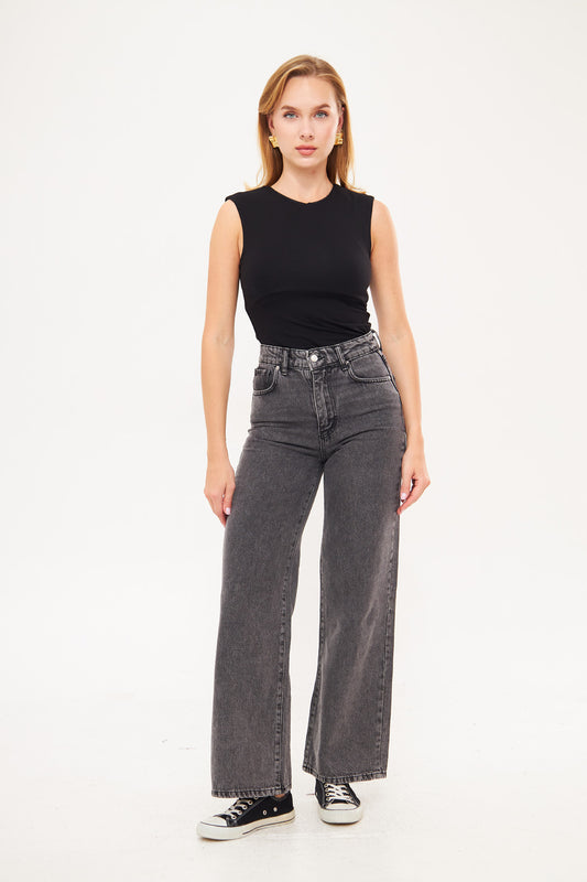 Straight Leg Solid Classic Denim Trouser