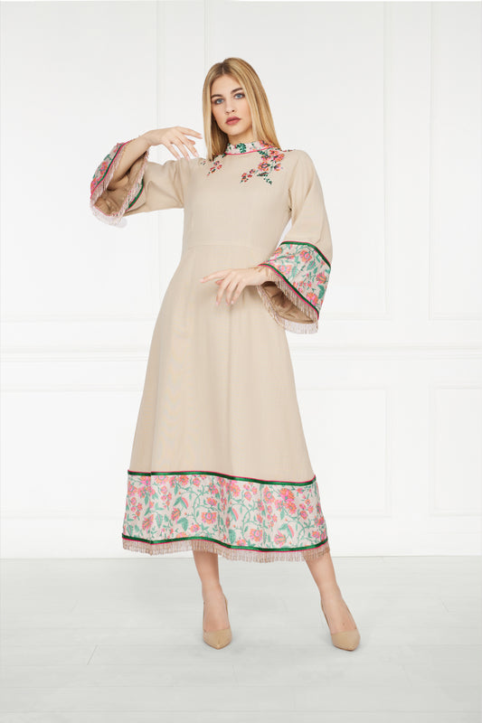 2241089-Traditional Dress - Montania Shop