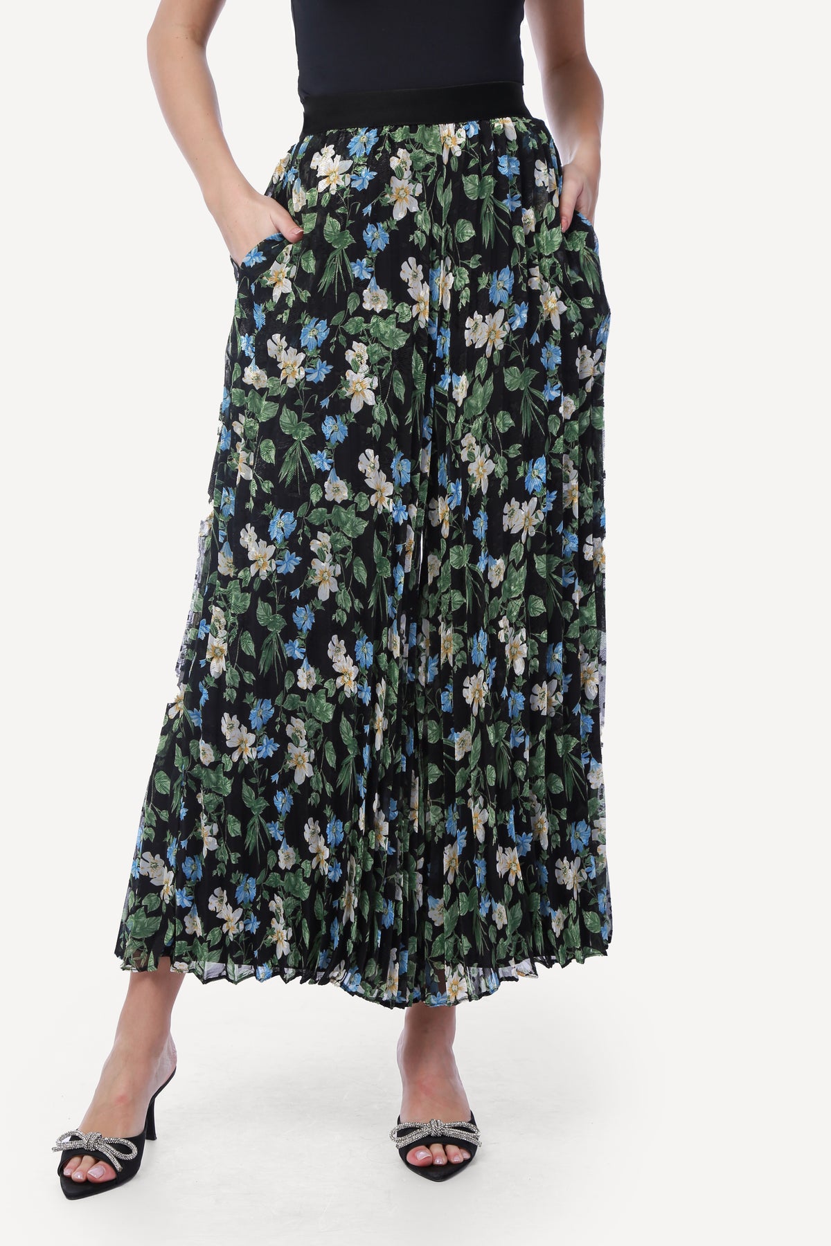 2304007- Floral Wide Leg Pants