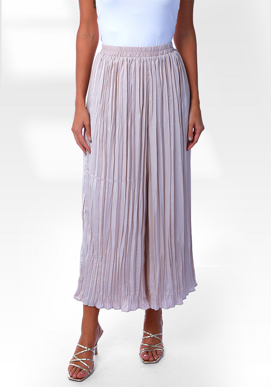 2305003- Pleated Wide Leg Pants